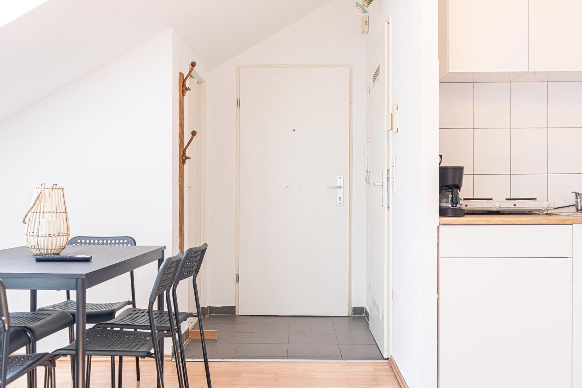 Spacious 2Br Apt Great Location - Near Schoenbrunn Відень Екстер'єр фото